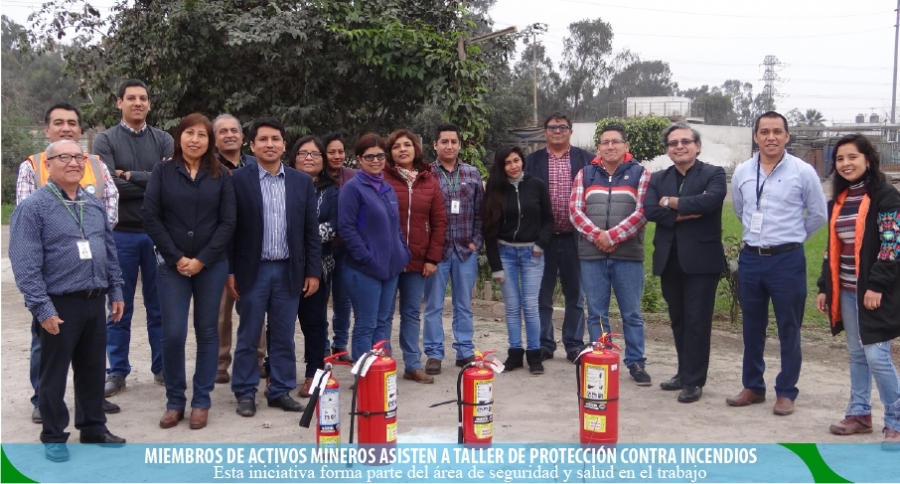 Trabajadores de la sede Lima participan en taller contra incendios