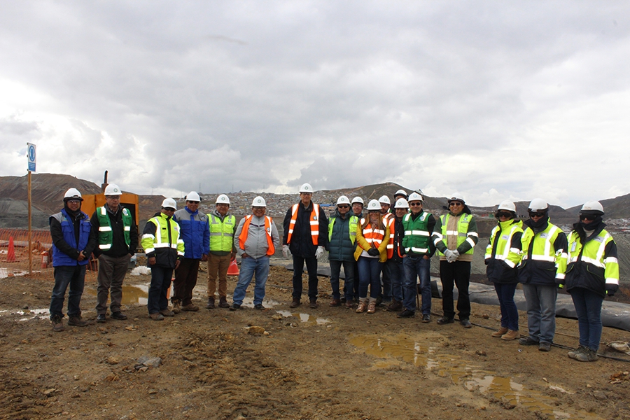 Director Ejecutivo de Fonafe visitó la Desmontera Excélsior, la remediación ambiental minera más grande del país